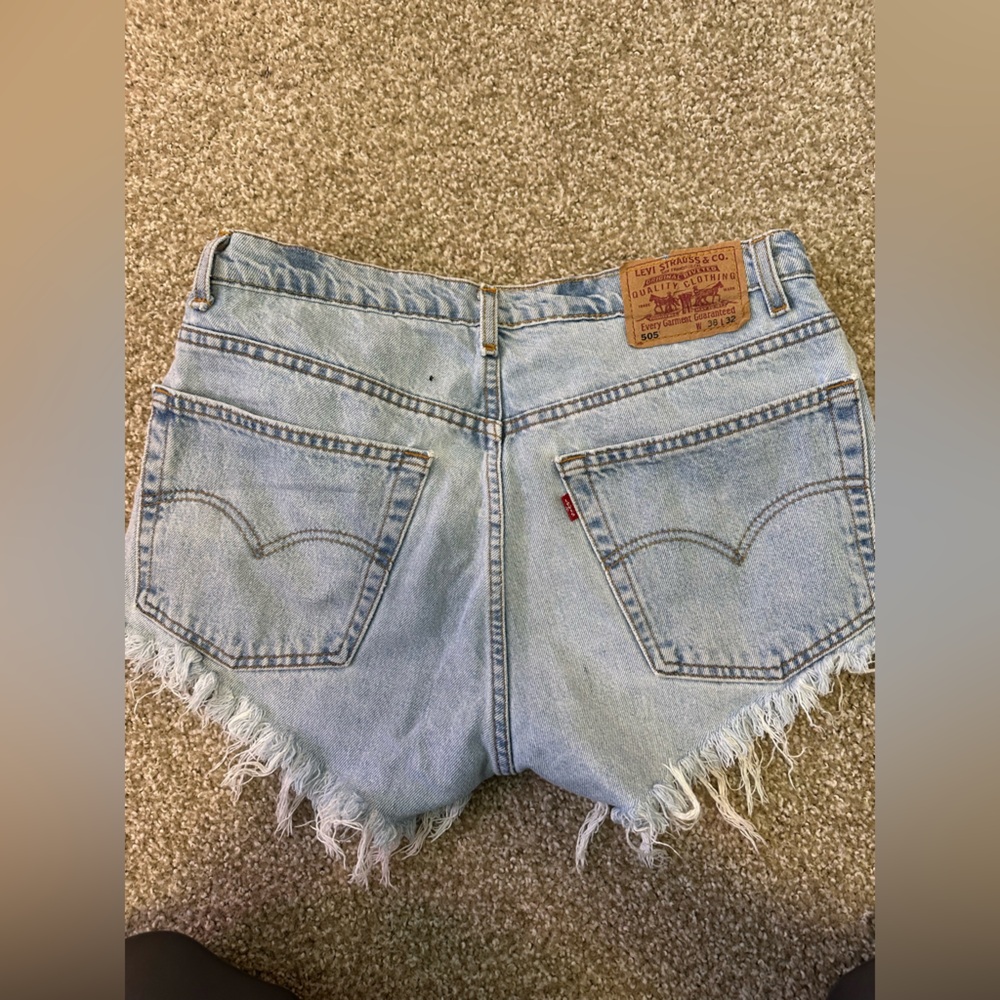 Women’s Levi Jean shorts size 38/32
